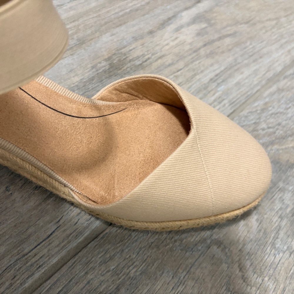 New! Women's Life Stride Tan Canvas Wedge Slip On Espadrille - 8.5 - Picture 11 of 11